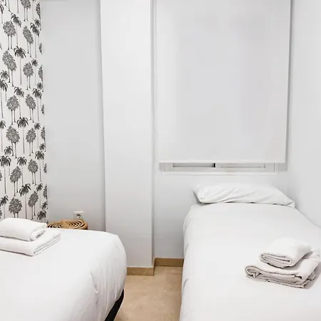 Apartment Huge & Full Equiped - Remedios Seville